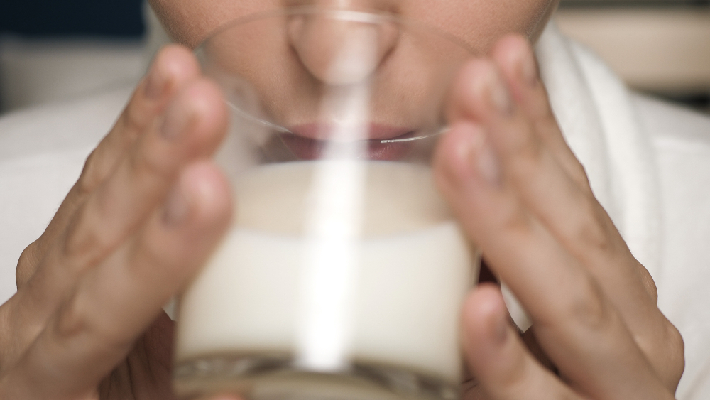 The Many Benefits of Eating Semen